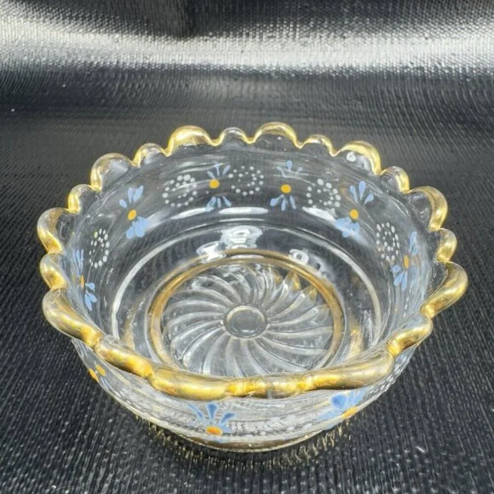 Antique Enameled Paint‎ Glass Bowl Dish Gold Painted Edge Manganese 365nm Set 4